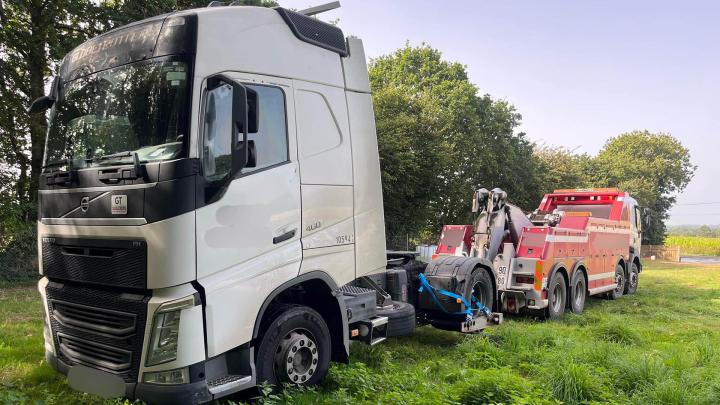 Remorquage de poids lourds chargés Saint-Brieuc